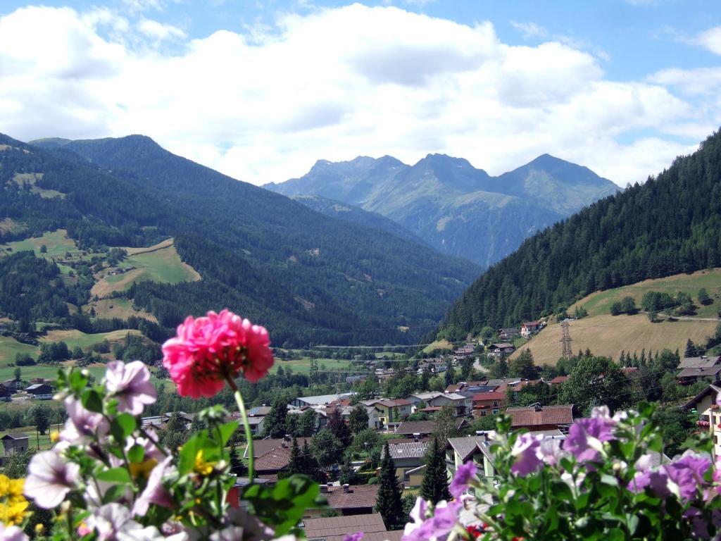 Ferienhaus Sonnenhang Matrei in Osttirol Chambre photo